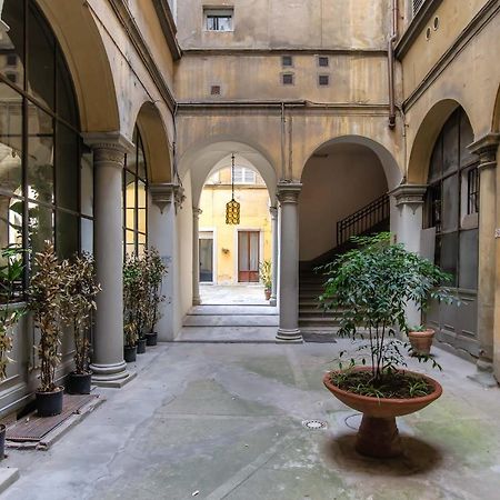 Penthouse With Big Terrace Duomo View Apartment Florence Exterior photo