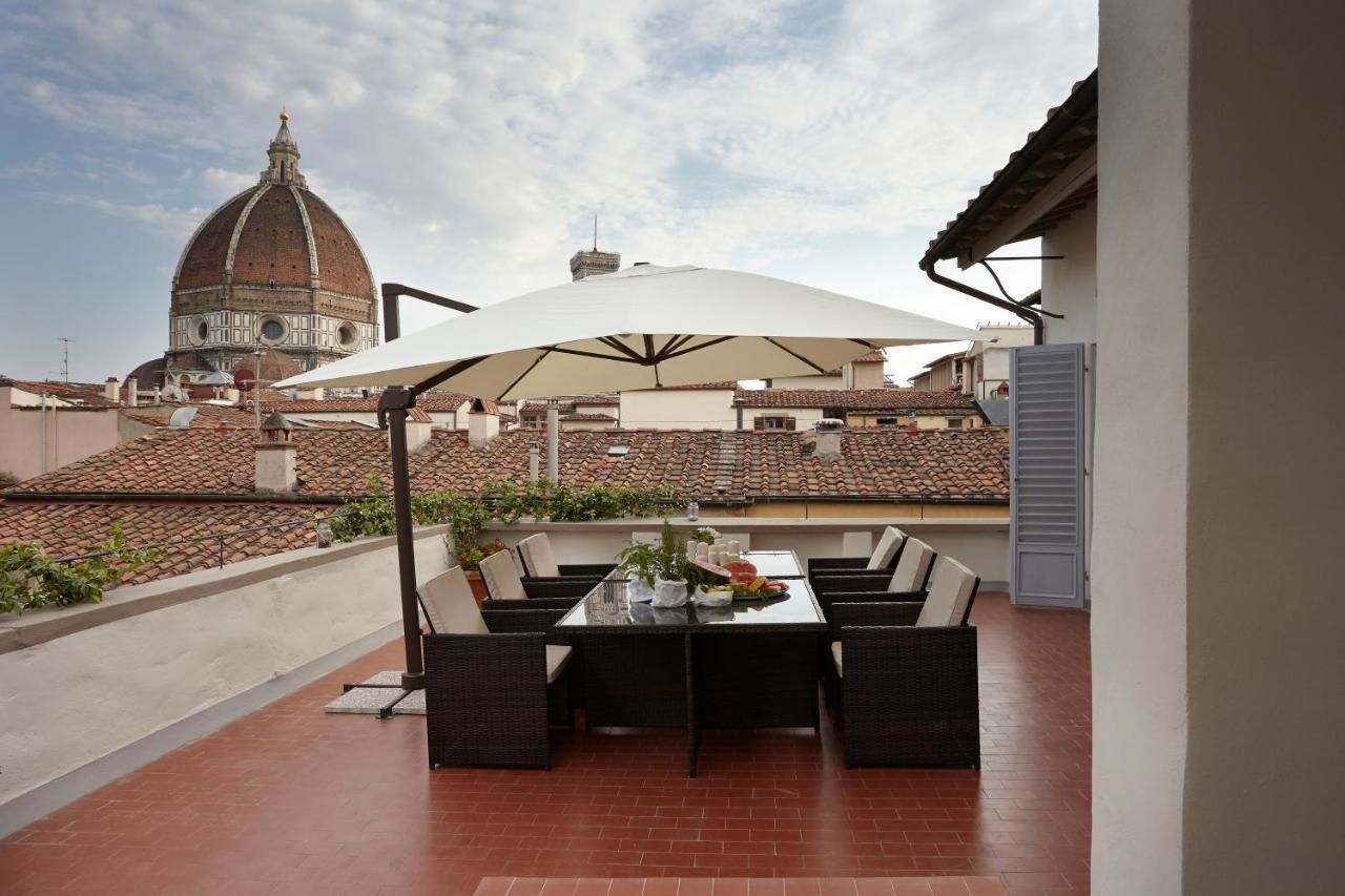 Penthouse With Big Terrace Duomo View Apartment Florence Exterior photo