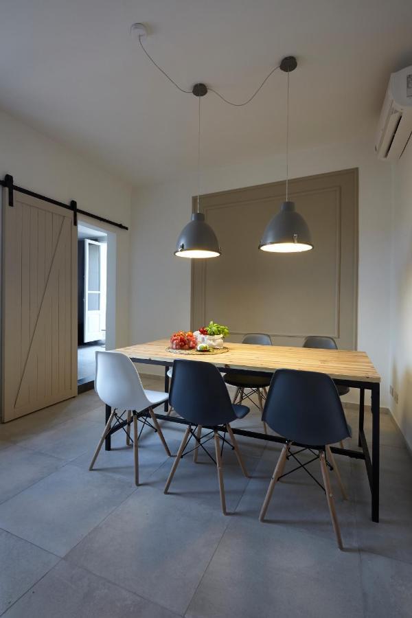 Penthouse With Big Terrace Duomo View Apartment Florence Exterior photo