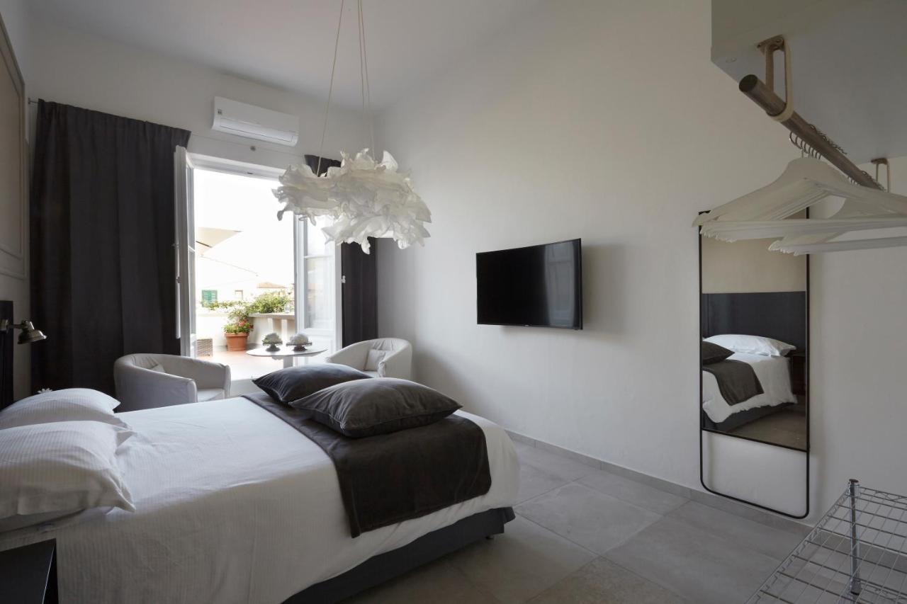 Penthouse With Big Terrace Duomo View Apartment Florence Exterior photo