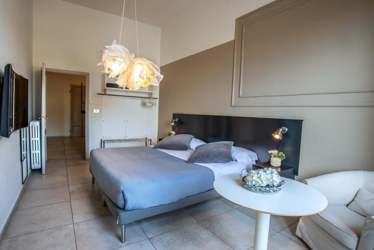 Penthouse With Big Terrace Duomo View Apartment Florence Exterior photo